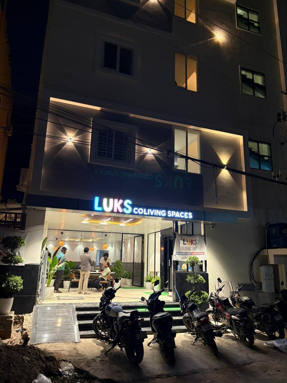 Private room at LUKS Co Living